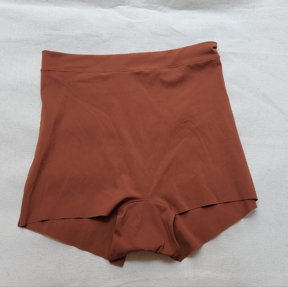 The Kit Undergarments High Waist Briefs Shorts Underwear Slips Brown size 1 NWOT - Picture 2 of 6